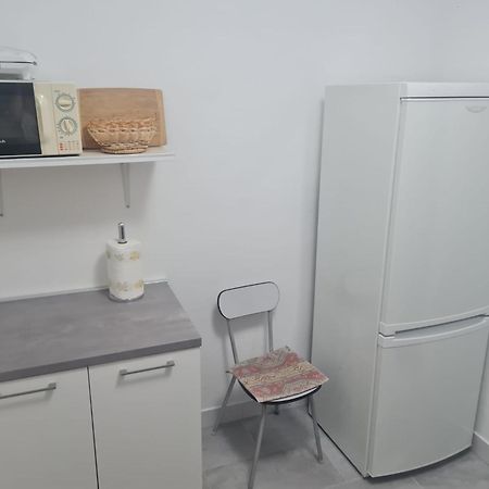 Apartment Anton ปิเนซิตซี ภายนอก รูปภาพ